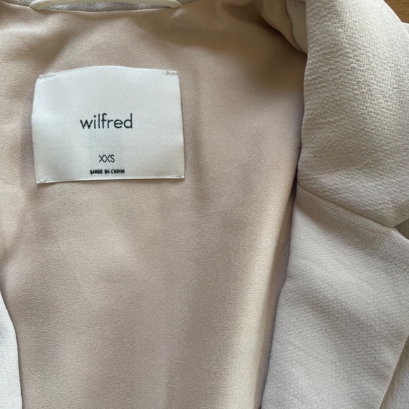 Aritzia off-white blazer - Picture 3 of 4